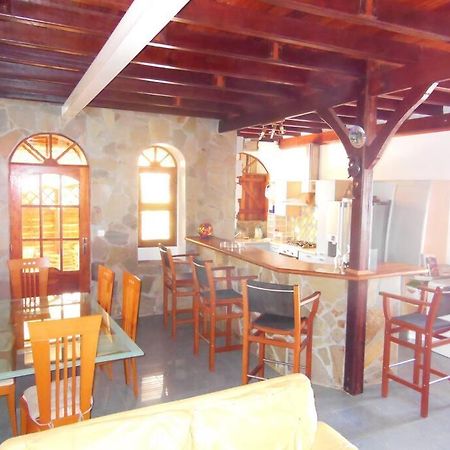 Maison Situee Dans Un Petit Village De Pecheur Le Carbet Buitenkant foto