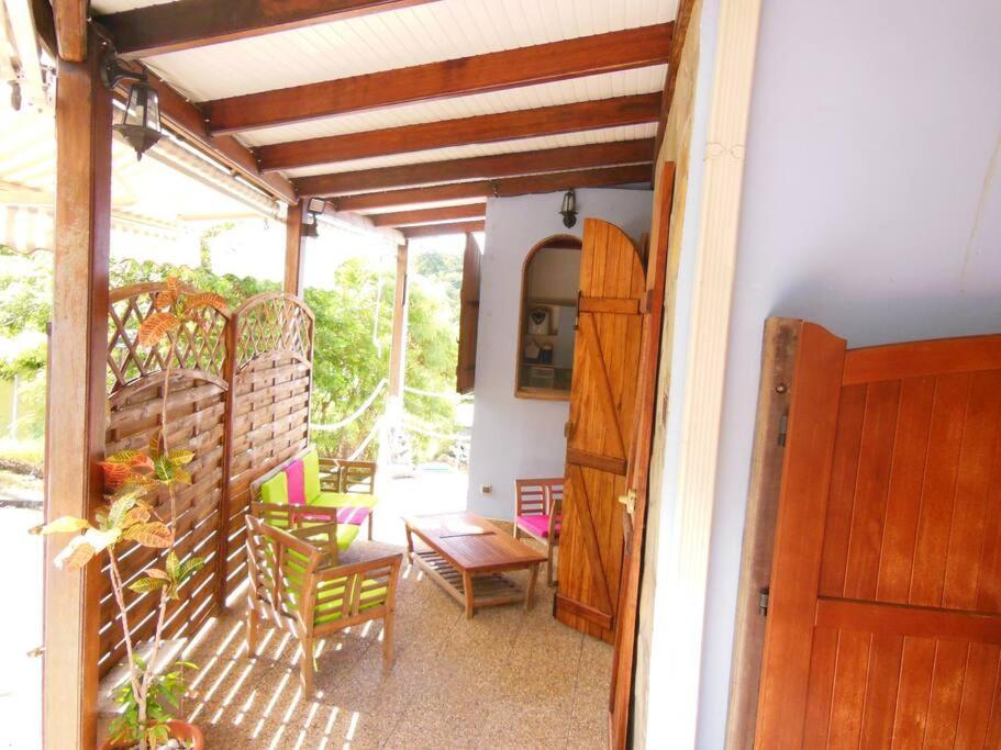 Maison Situee Dans Un Petit Village De Pecheur Le Carbet Buitenkant foto